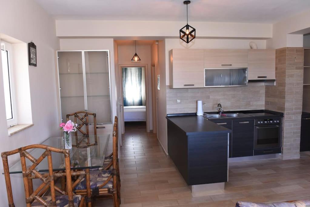 Katerina Luxury Suites Elia  Buitenkant foto